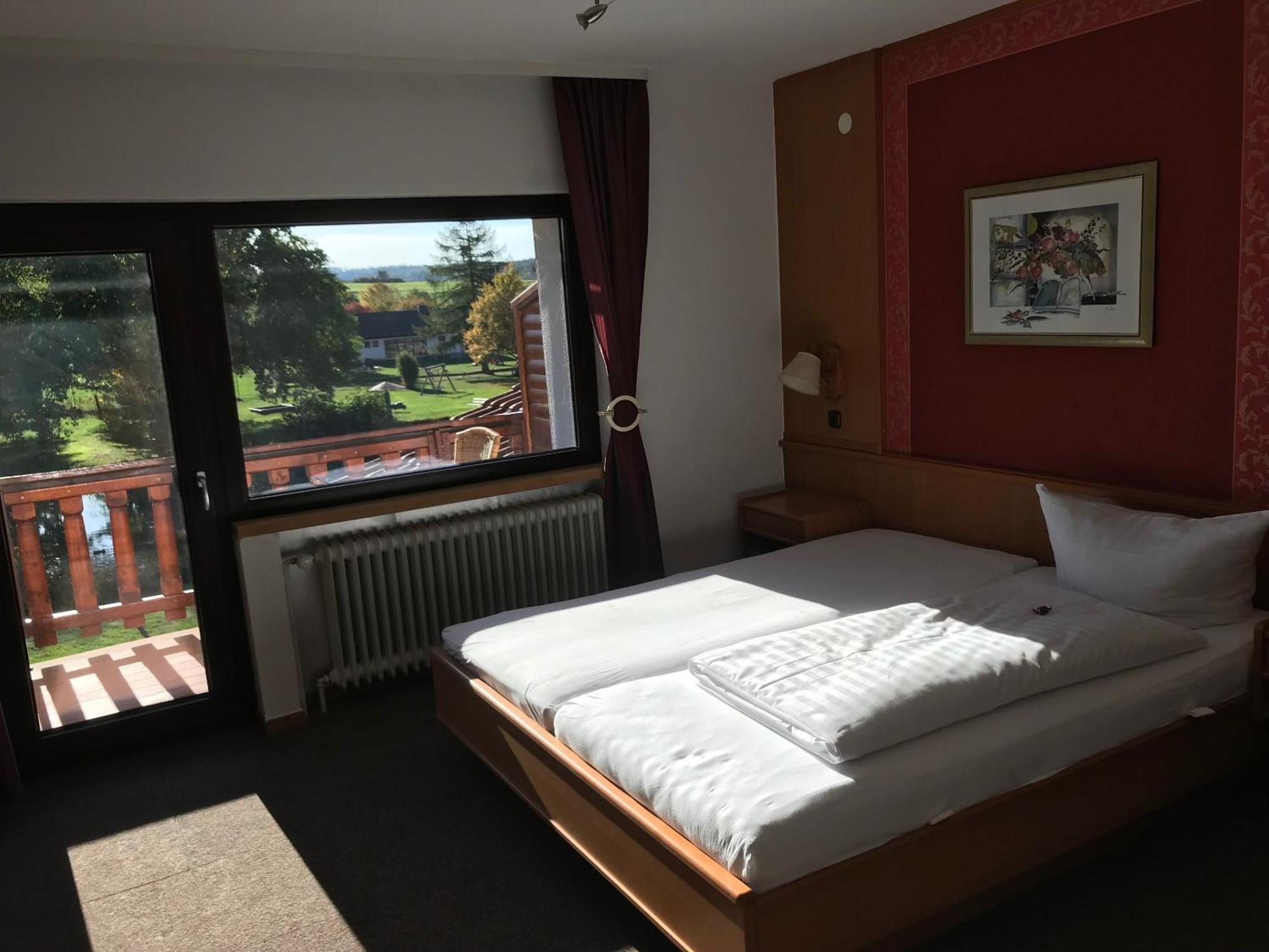 Hotel Wettlaufer Homberg  Ngoại thất bức ảnh